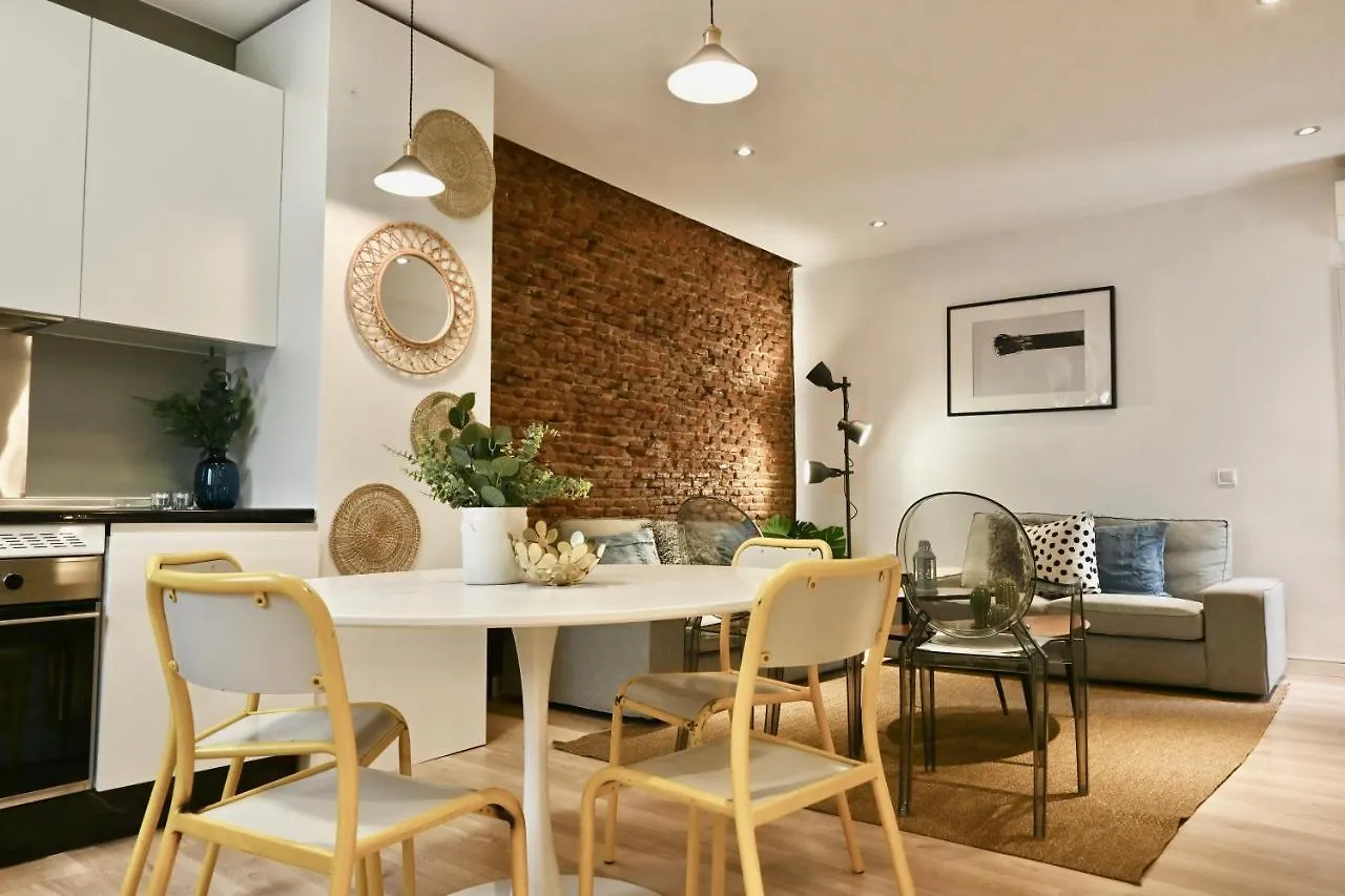 Moderno Apartamento Temporal De Dos Dormitorios En Avenida America Ctg101 Madrid