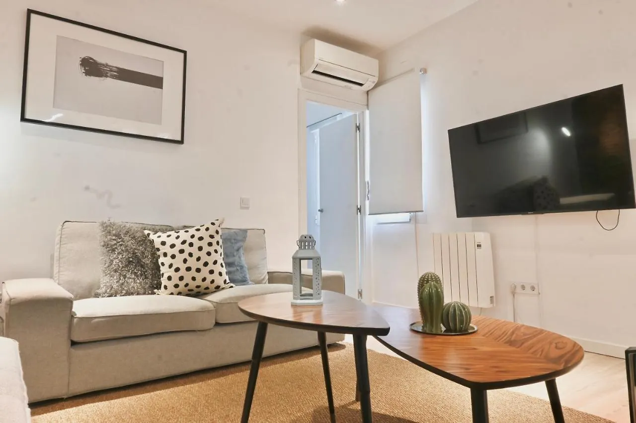 Moderno Apartamento Temporal De Dos Dormitorios En Avenida America Ctg101 Madrid